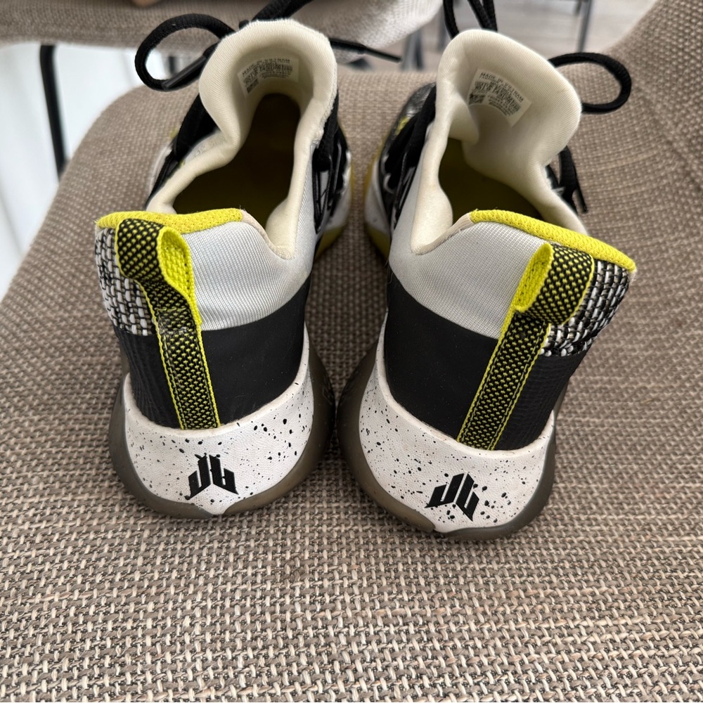 Reebok Men’s JJ Watt Shoes - Picture 4 of 7
